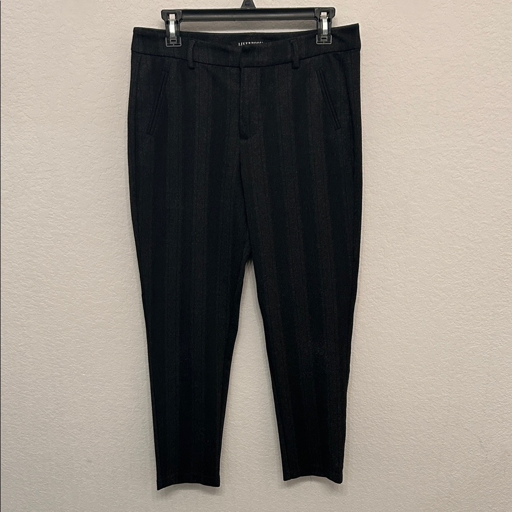 Liverpool Black Striped Women's Cropped Pants